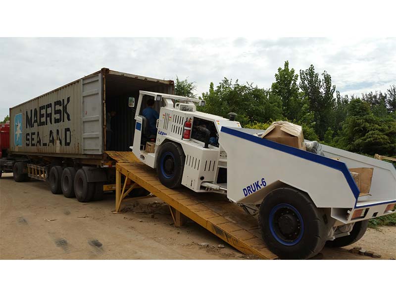 DERUI delivered two units of special underground dump trucks to Peru